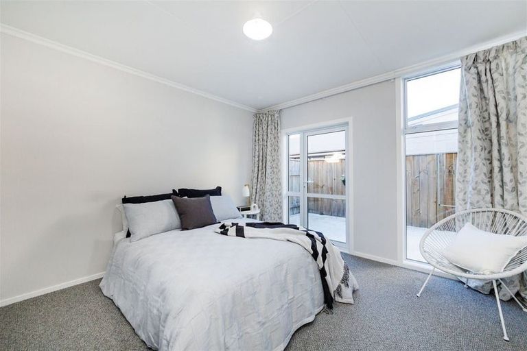 Photo of property in 4b Pirie Street, Palmerston North, 4410