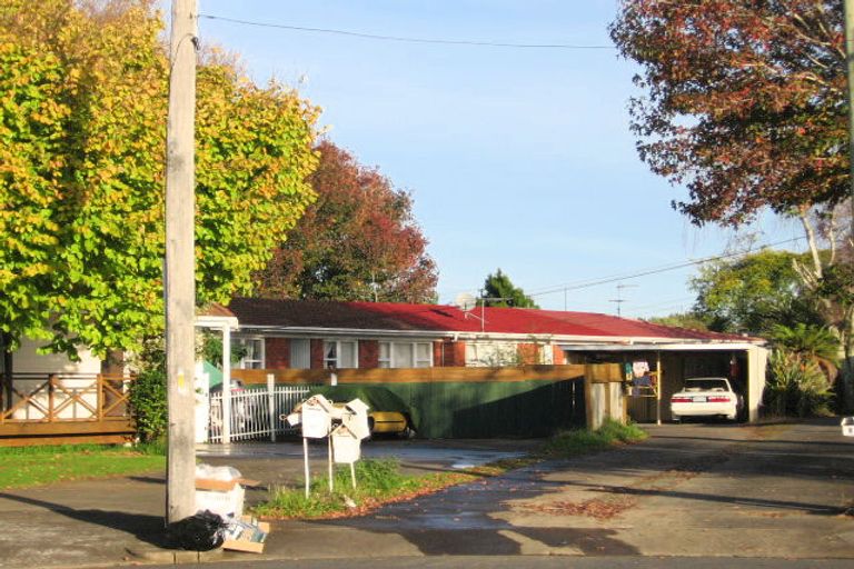 Photo of property in 1/10 Mahon Place, Papatoetoe, Auckland, 2025
