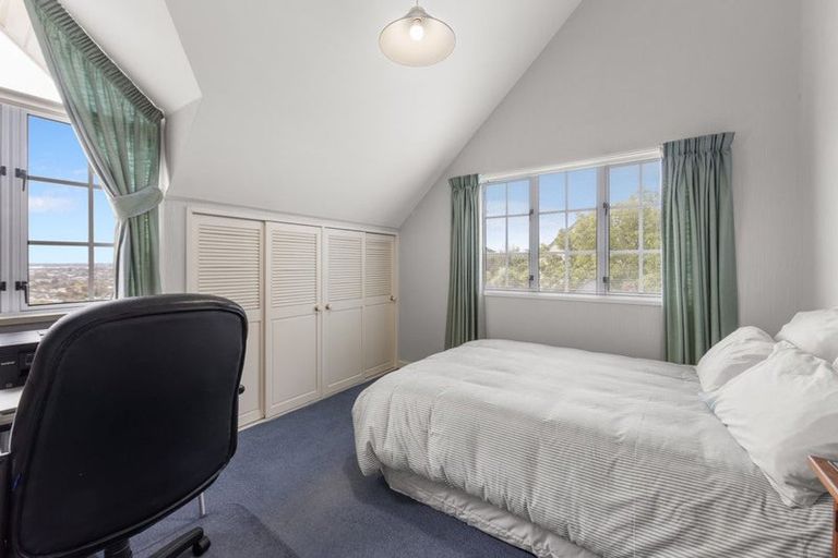Photo of property in 2/27 Lookaway Place, Huntsbury, Christchurch, 8022