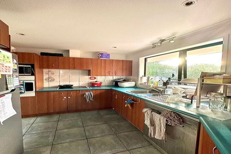 Photo of property in 78 Bluebird Crescent, Unsworth Heights, Auckland, 0632
