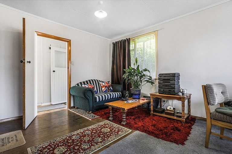 Photo of property in 31 Arimu Road, Papakura, 2110