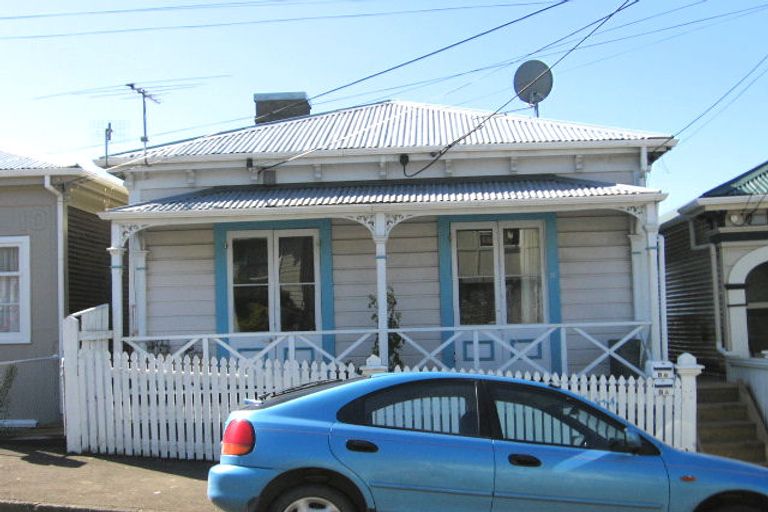 Photo of property in 8a Gordon Street, Newtown, Wellington, 6021