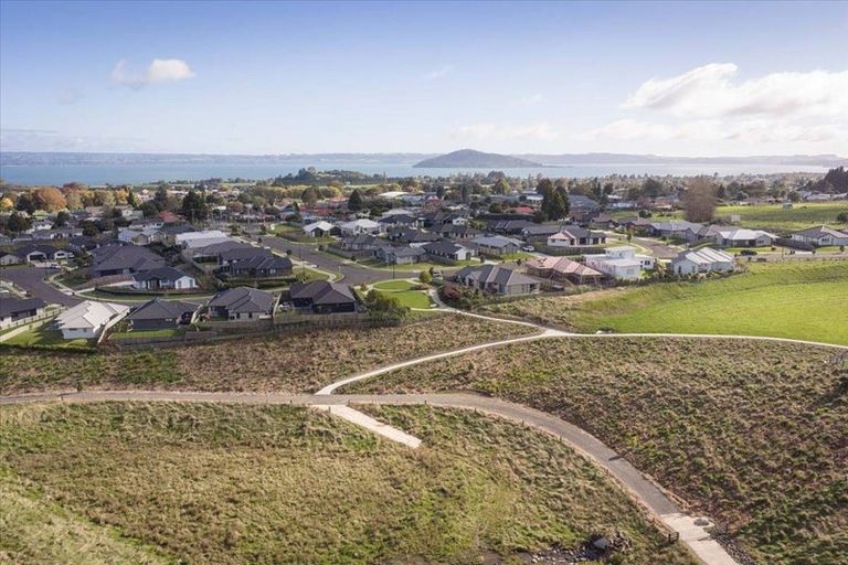 Photo of property in 6 Kohekohe Drive, Owhata, Rotorua, 3010