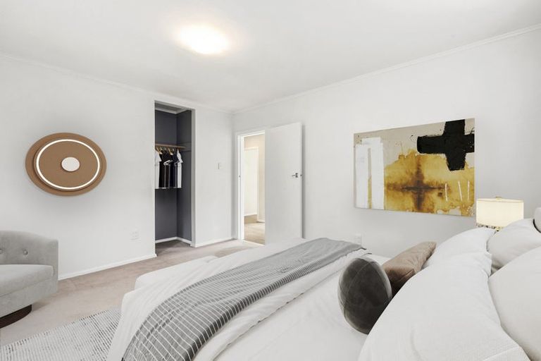 Photo of property in 64 Newlands Road, Newlands, Wellington, 6037