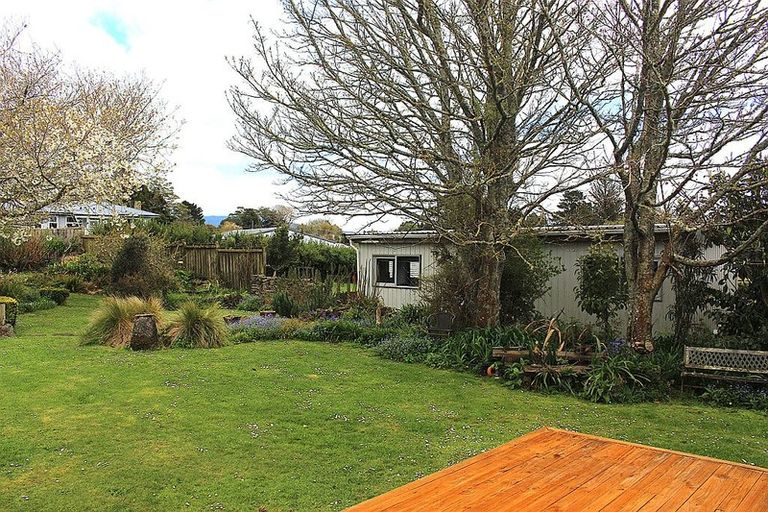 Photo of property in 3 Olivia Street, Stratford, 4332