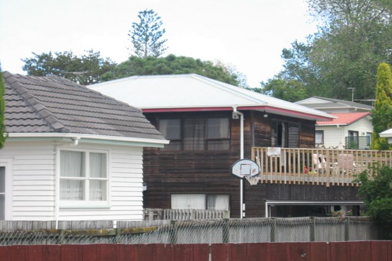 Photo of property in 97a Portage Road, New Lynn, Auckland, 0600