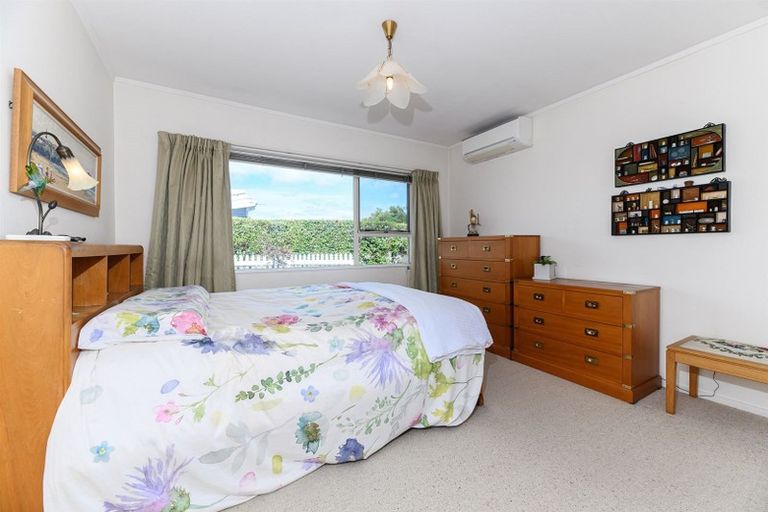 Photo of property in 1/89 Nile Road, Milford, Auckland, 0620
