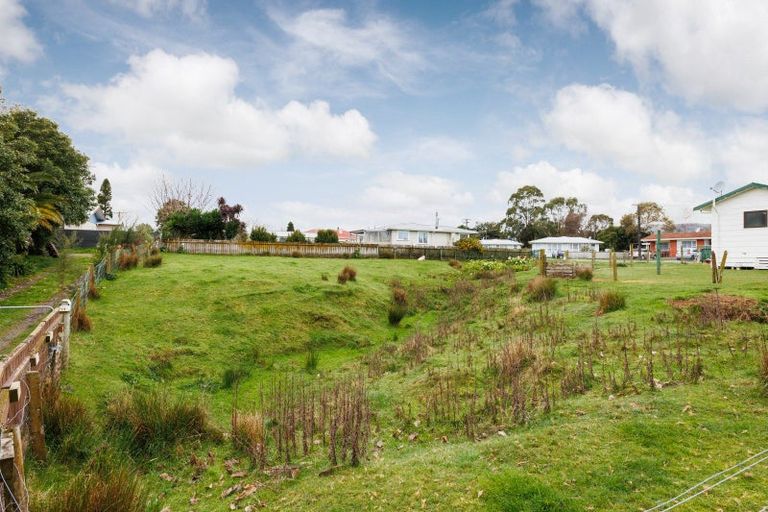 Photo of property in 17 Churchill Crescent, Shannon, 4821