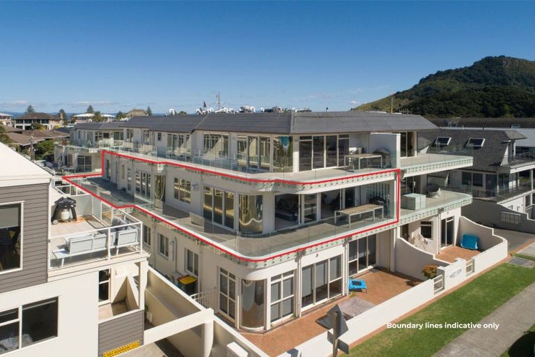 Photo of property in 45 Marine Parade, Mount Maunganui, 3116