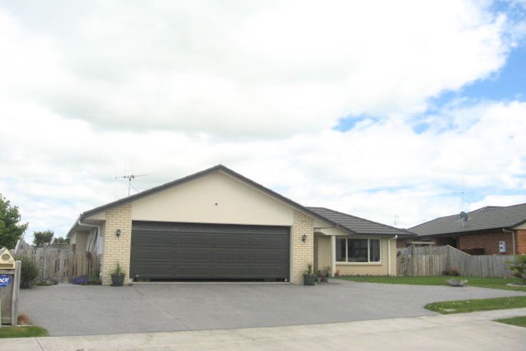 Photo of property in 53 Oaklands Drive, Cambridge, 3434