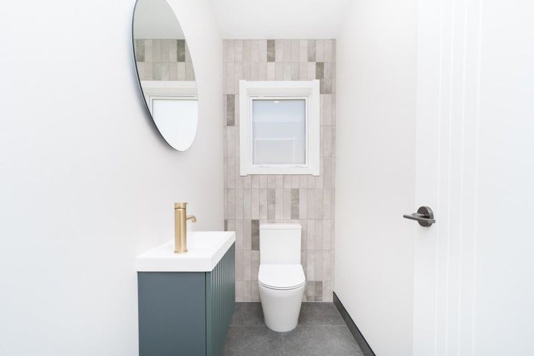 Photo of property in 42c Batt Street, West End, Palmerston North, 4410