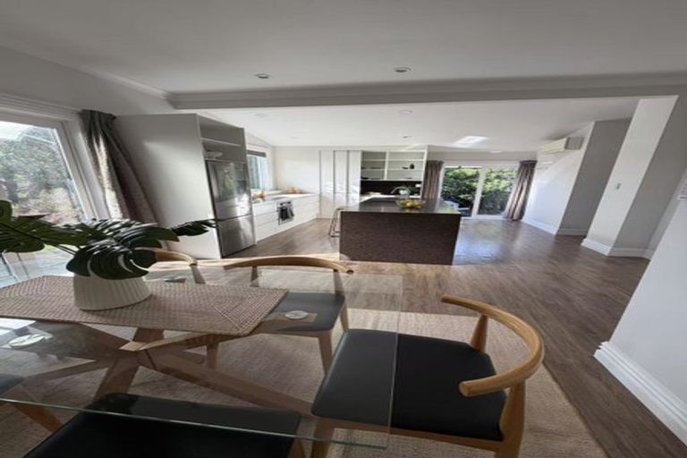 Photo of property in 68 Beauchamp Street, Karori, Wellington, 6012