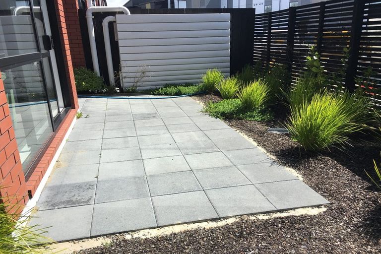 Photo of property in 2 Shortfin Place, Flat Bush, Auckland, 2019