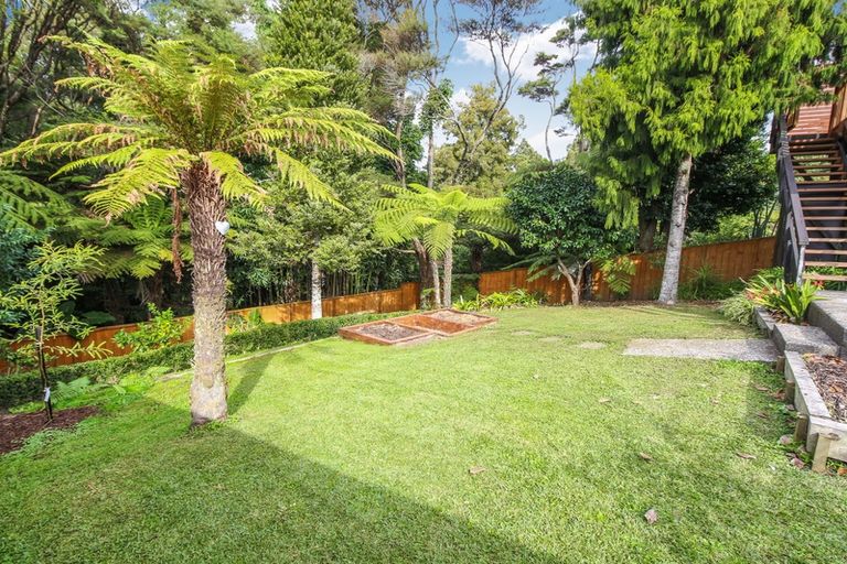 Photo of property in 34 South Lynn Road, Titirangi, Auckland, 0604