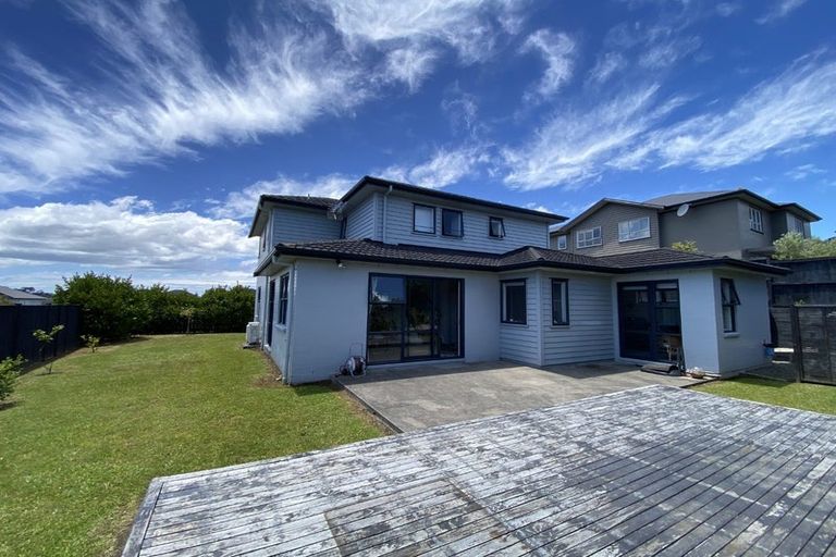 Photo of property in 10 Mauku Lane, Greenhithe, Auckland, 0632
