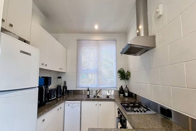 Photo of property in 5/57 Dover Street, St Albans, Christchurch, 8014