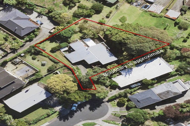 Photo of property in 4 Havana Place, Glenfield, Auckland, 0629