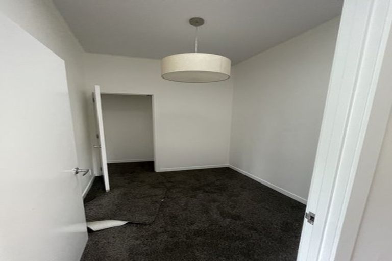 Photo of property in 80 Kaurilands Road, Titirangi, Auckland, 0604