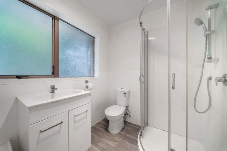 Photo of property in 2/515 Weymouth Road, Weymouth, Auckland, 2103