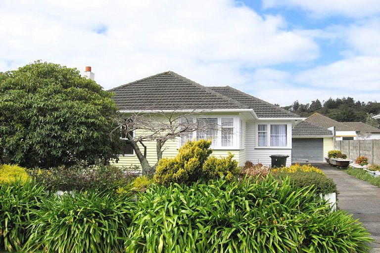 Photo of property in 9 Ngaio Street, Wainuiomata, Lower Hutt, 5014