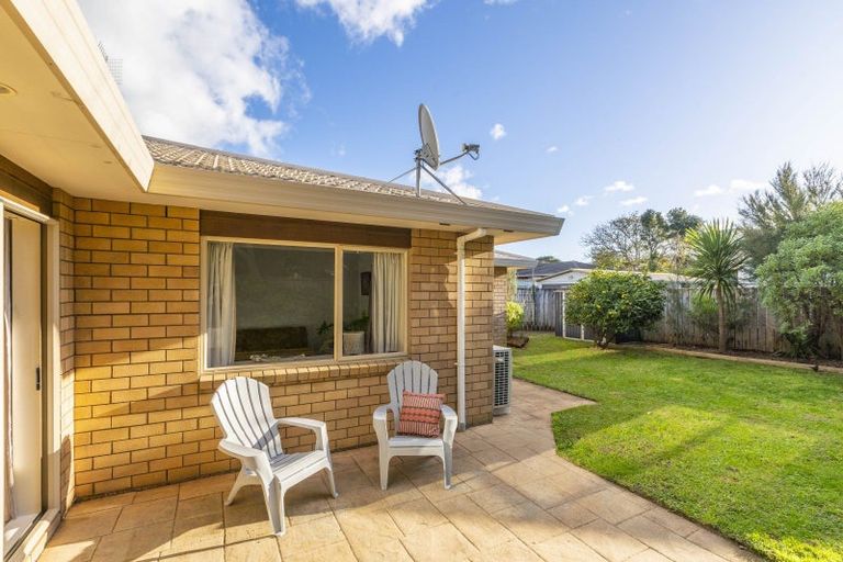 Photo of property in 23 Michael Road, Paraparaumu Beach, Paraparaumu, 5032
