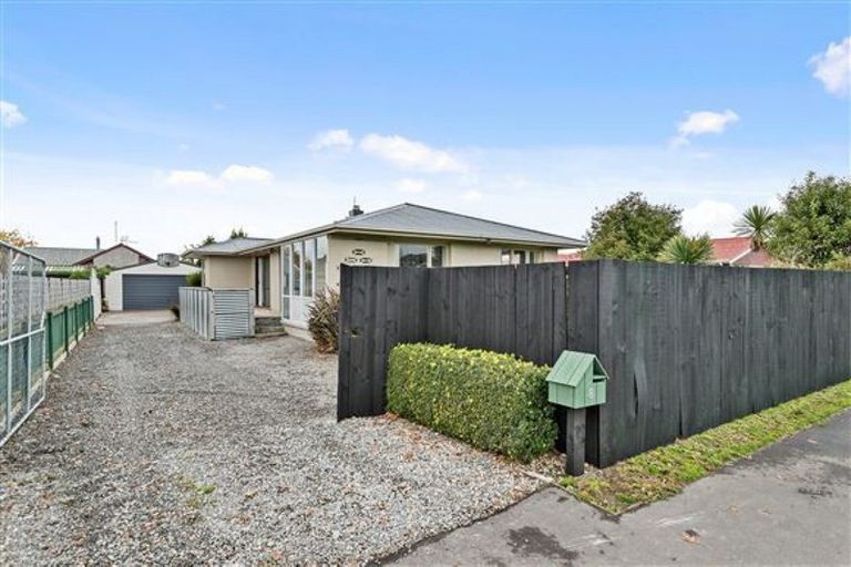 Photo of property in 8 Ivory Street, Rangiora, 7400