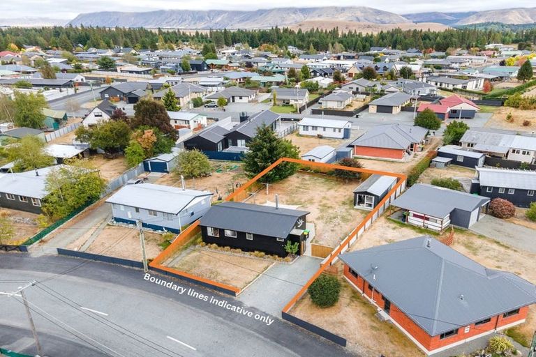 Photo of property in 27 Sealy Street, Twizel, 7901
