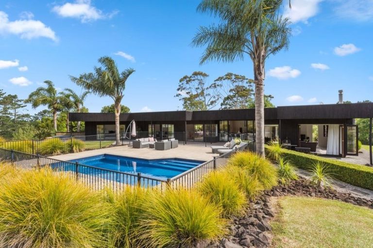Photo of property in 206 Trigg Road, Kumeu, 0891