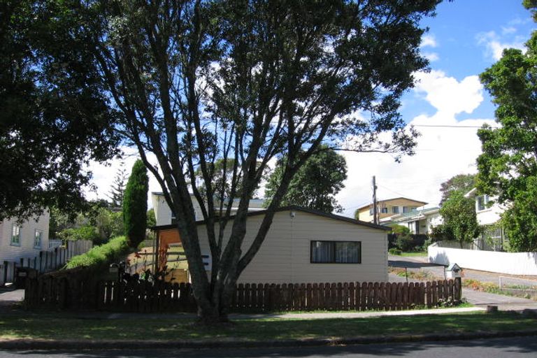 Photo of property in 52 Gardner Avenue, New Lynn, Auckland, 0600