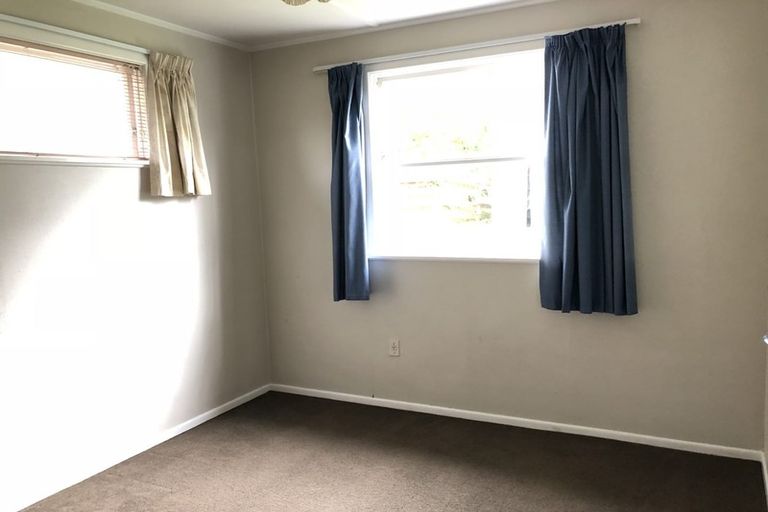 Photo of property in 79 Mark Avenue, Paparangi, Wellington, 6037
