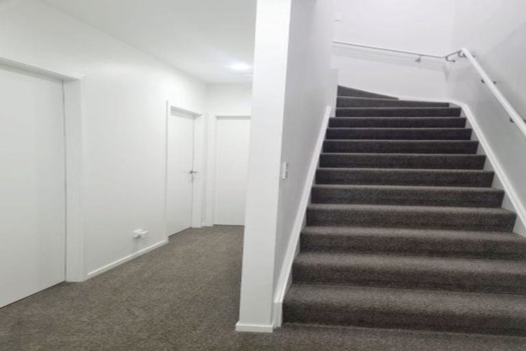 Photo of property in 10 Tai Lane, Whitby, Porirua, 5024