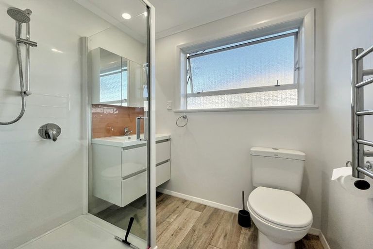 Photo of property in 17 Harpham Street, Taradale, Napier, 4112