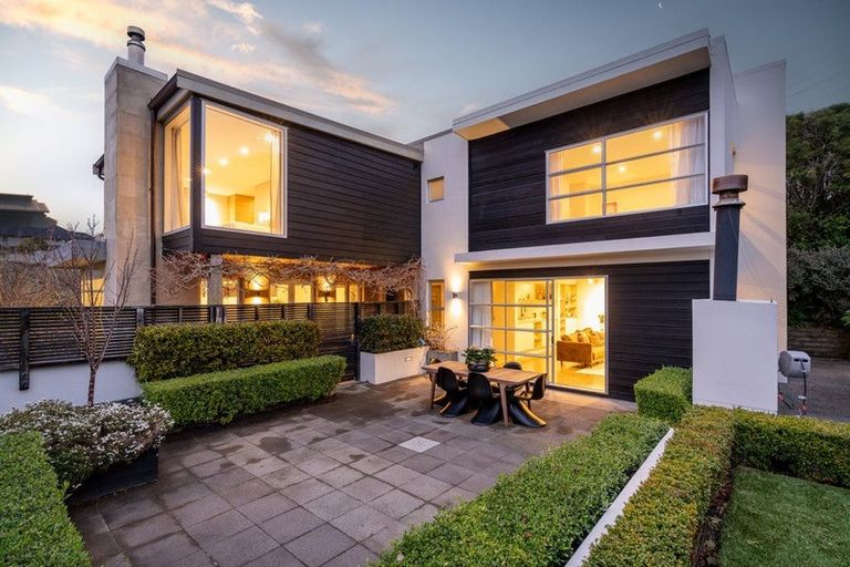 Photo of property in 51 Amesbury Drive, Churton Park, Wellington, 6037