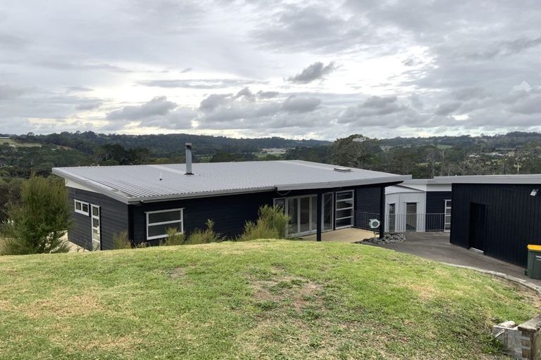 Photo of property in 51 Edward Jonkers Drive, Riverhead, Albany, 0793