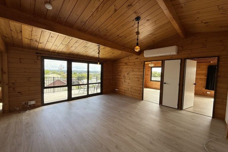 Photo of property in 6 Bronzewing Terrace, Unsworth Heights, Auckland, 0632