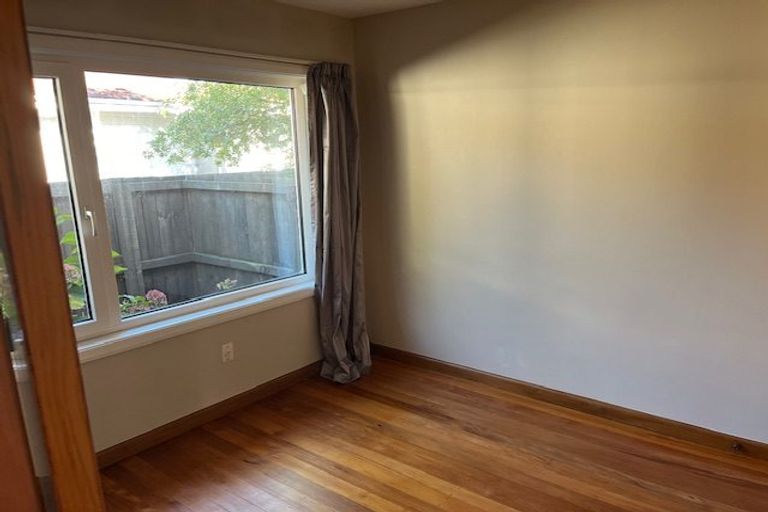 Photo of property in 8 Hudson Street, Bryndwr, Christchurch, 8053