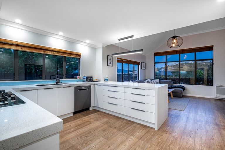 Photo of property in 1 Astronomer Place, Whitby, Porirua, 5024