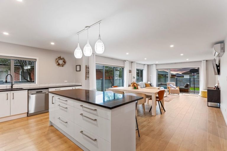 Photo of property in 9a Floyd Road, Riverhead, 0820