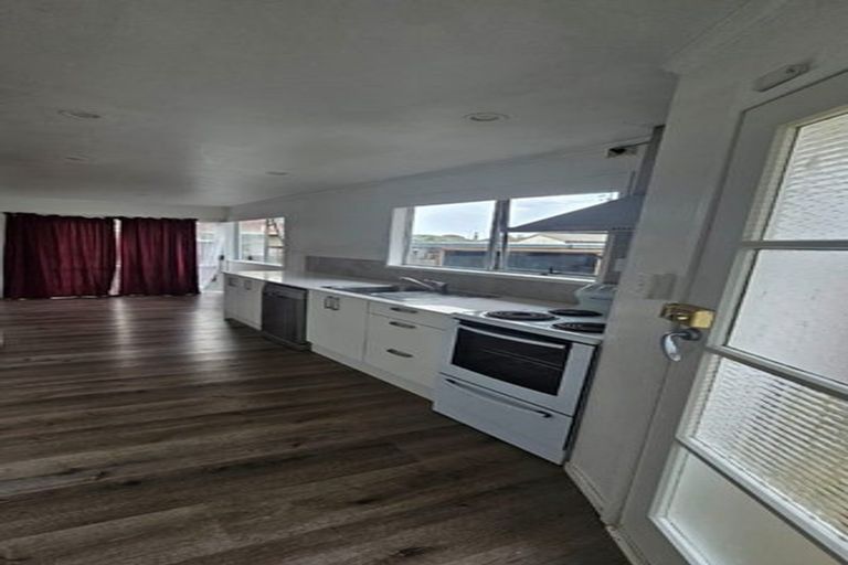 Photo of property in 19 Sandrine Avenue, Clover Park, Auckland, 2019