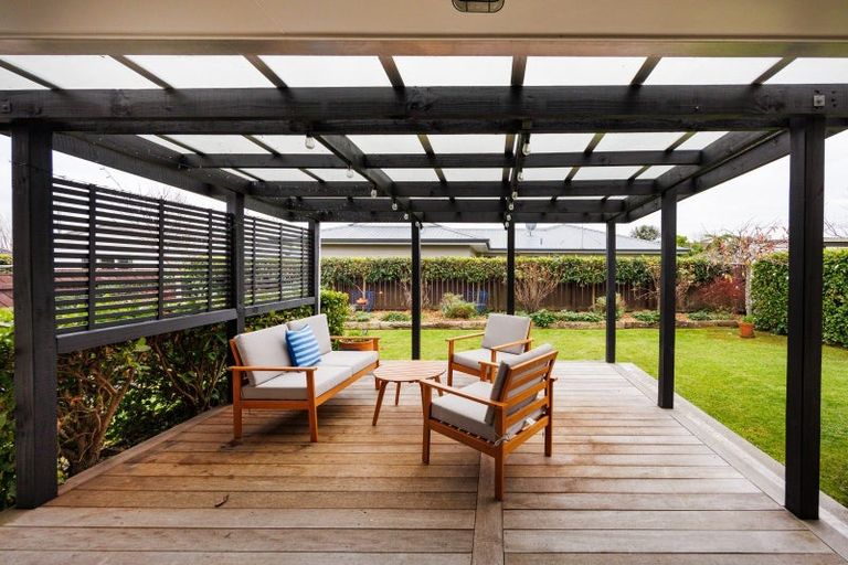 Photo of property in 23 Norfolk Crescent, Feilding, 4702