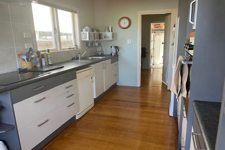 Photo of property in 26 James Street, Bayview, Auckland, 0629