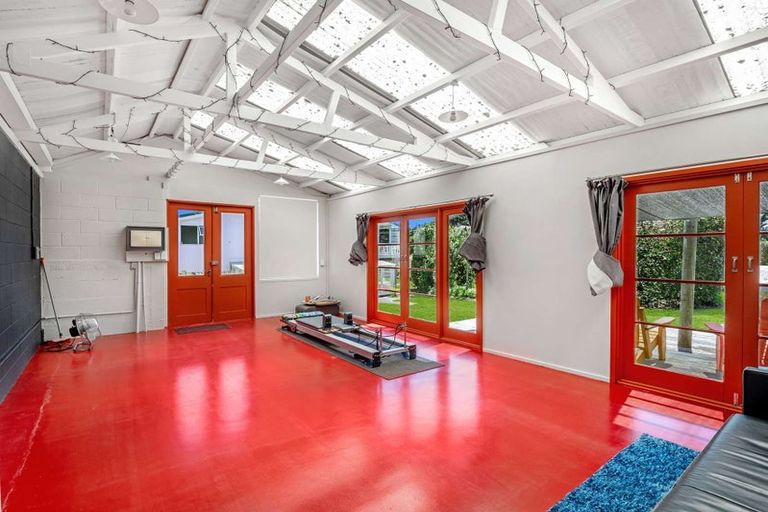 Photo of property in 14 Manga-pirau Street, Waikawa Beach, Manakau, 5573