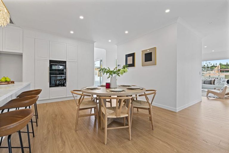 Photo of property in 38 Awanui Road, Red Beach, 0932