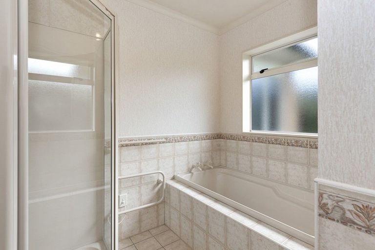 Photo of property in 14 Huntington Drive, Huntington, Hamilton, 3210