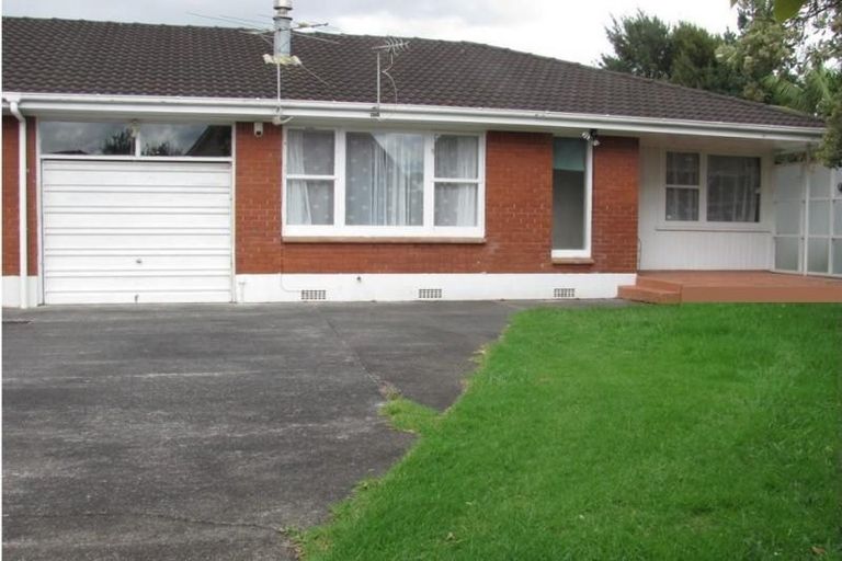 Photo of property in 2/83a Coronation Road, Papatoetoe, Auckland, 2025