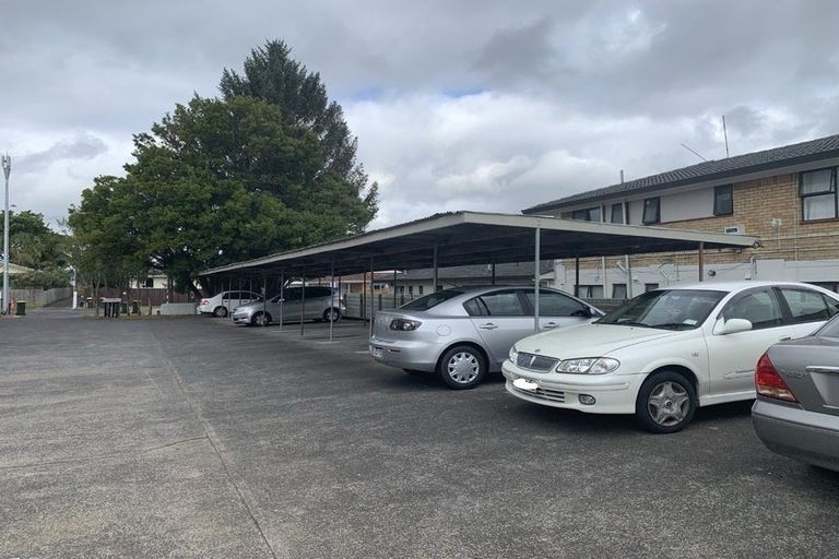 Photo of property in 4/90 Kenderdine Road, Papatoetoe, Auckland, 2025