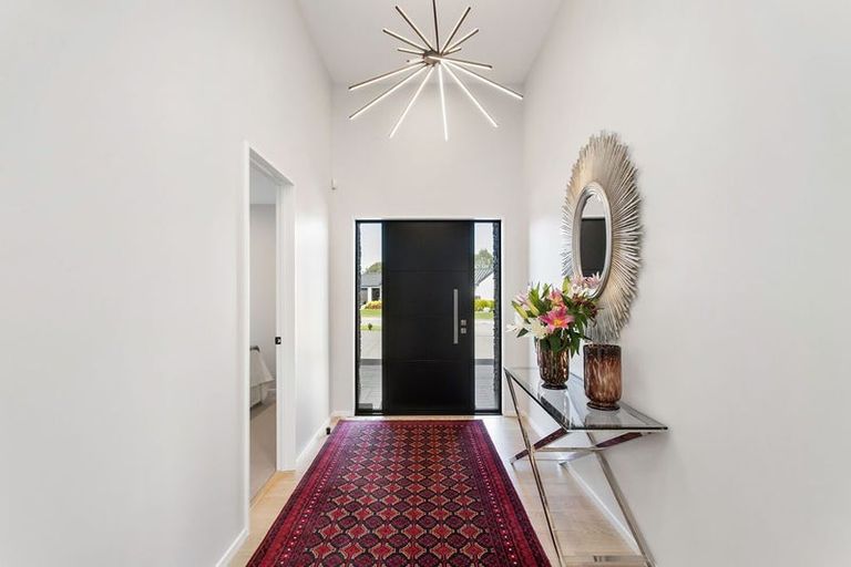 Photo of property in 6 Woodleigh Lane, Prebbleton, 7604