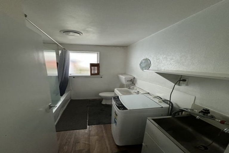 Photo of property in 3/80 Barbour Street, Waltham, Christchurch, 8011