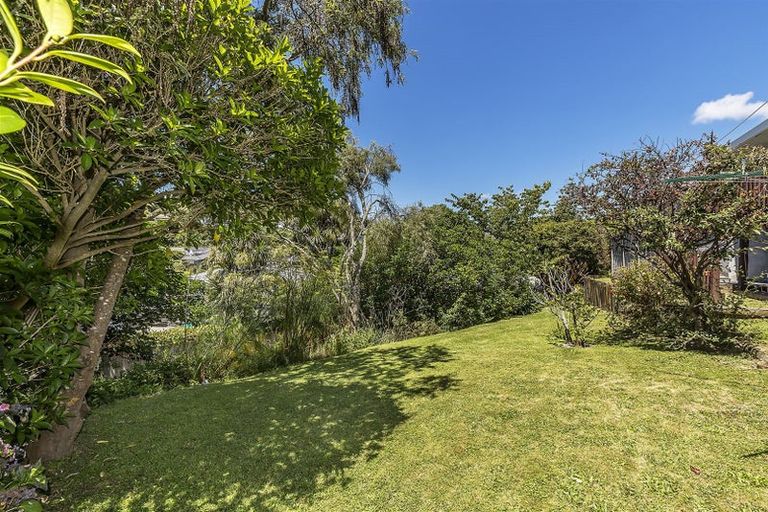 Photo of property in 17 Latitude Close, Whitby, Porirua, 5024