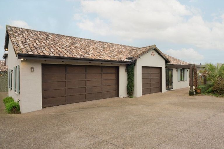 Photo of property in 18 Myra Evelyn Grove, Dairy Flat, Albany, 0792